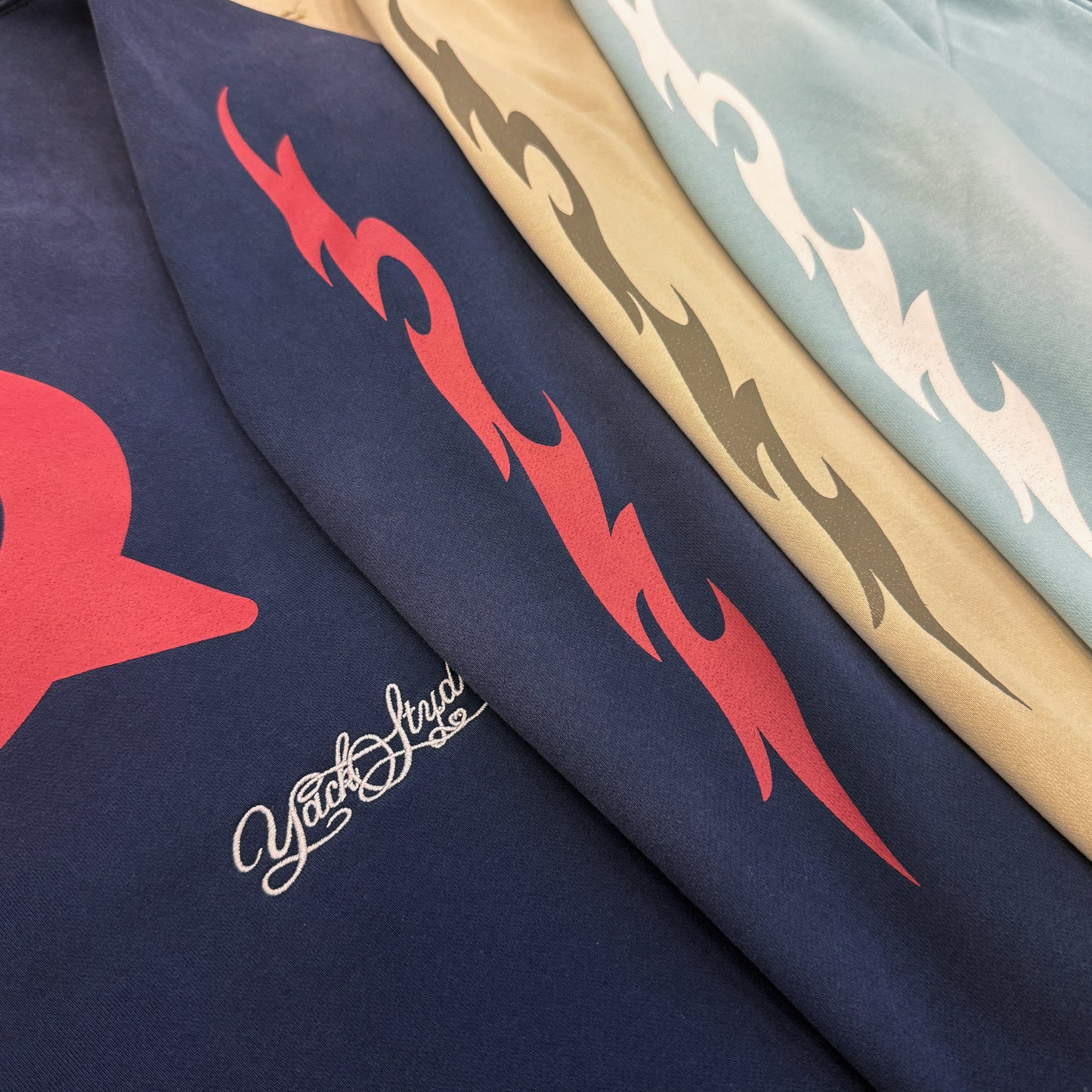 YAKETY YACK - SWEATER