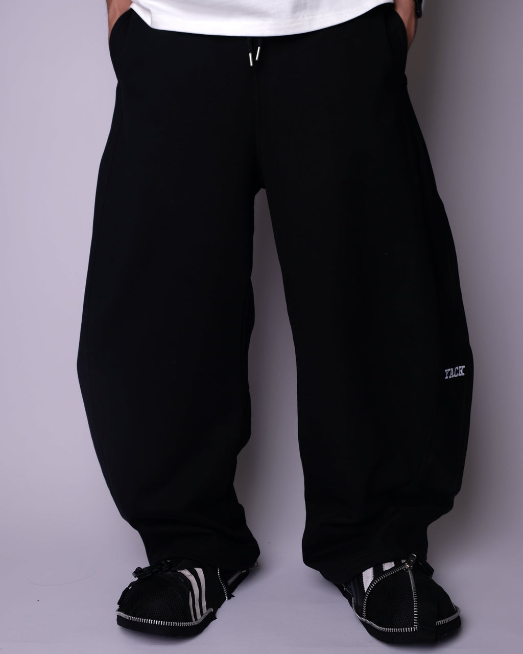 Novel Fergus - Fadon Sweatpants