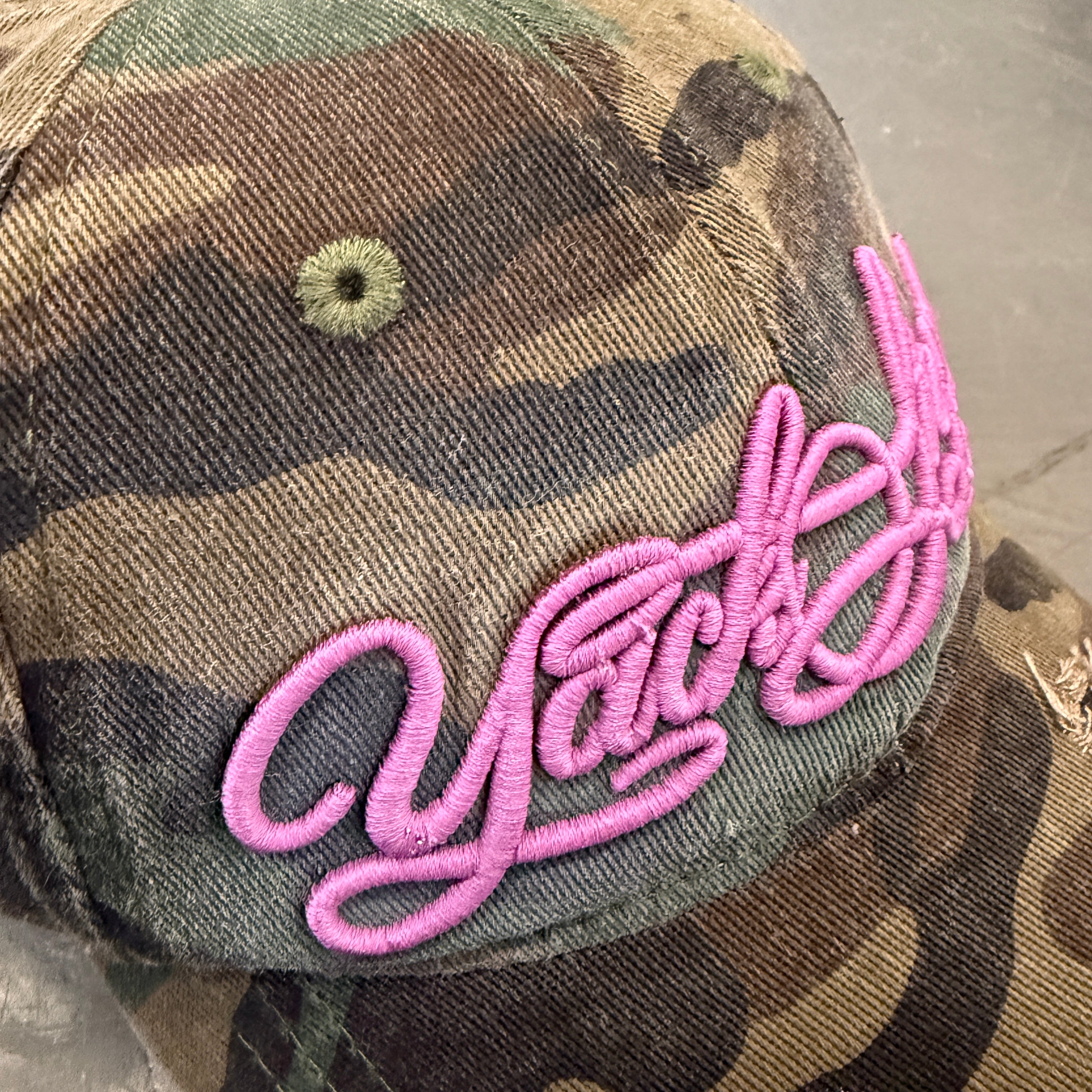 YAKETY CAP - CAMO PINK