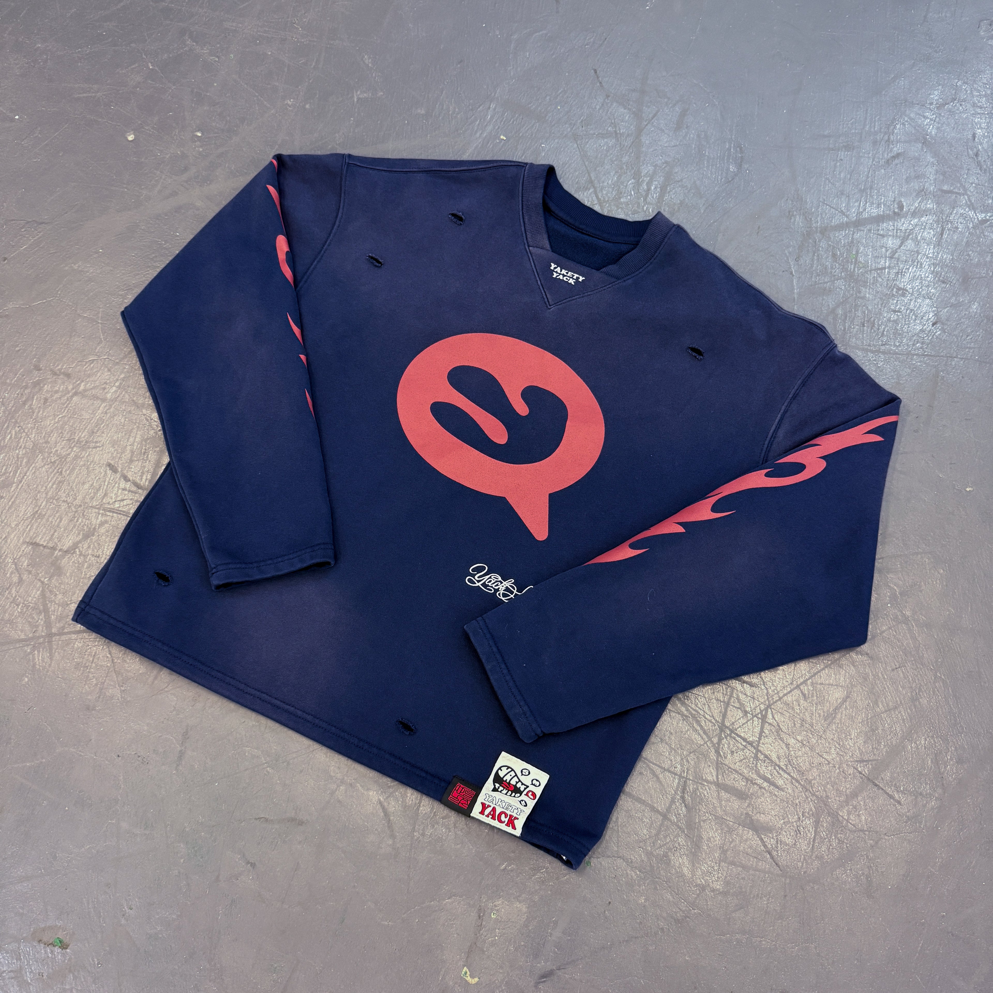 YAKETY YACK - SWEATER